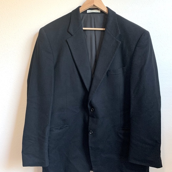 Men’s Suit Jacket - Picture 3 of 3
